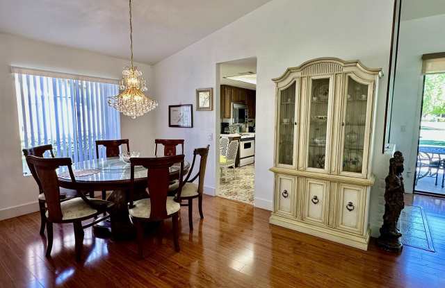 316 S Sierra Madre Gallery 3