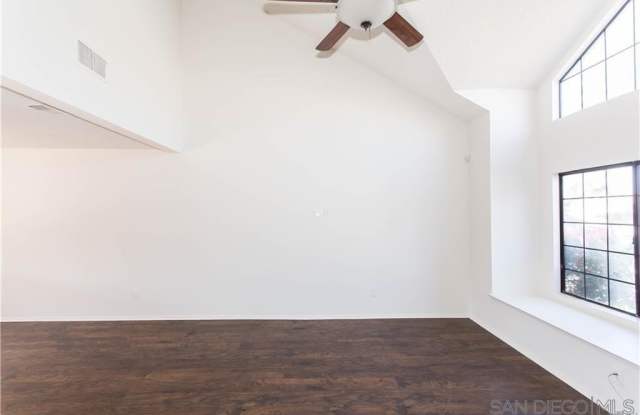 29592 Squaw Valley Dr Gallery 4