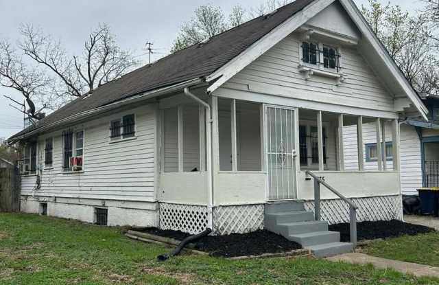 5835 Wabash photos photos