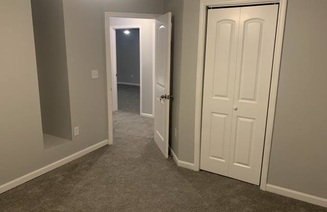 924 Chapman Circle - 924 Chapman Circle, DeKalb County, GA 30088