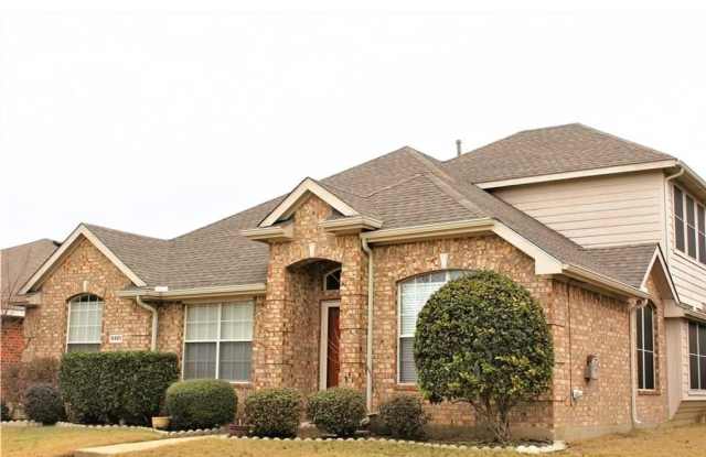 6401 Sidney Lane Gallery 2