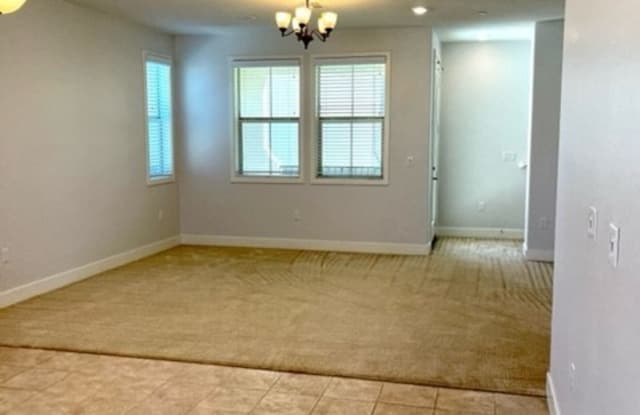 4310 Poppy Lane Gallery 4