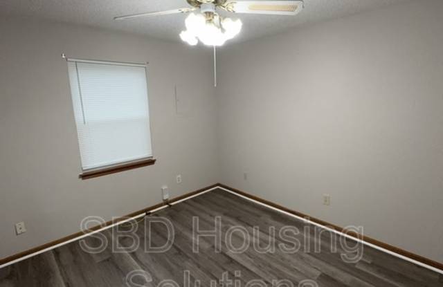 16606 E Gudgell Rd Gallery 4