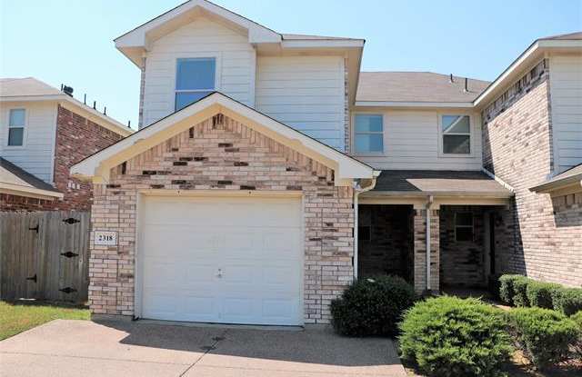 2318 Kingsway Drive - 2318 Kingsway Drive, Arlington, TX 76012