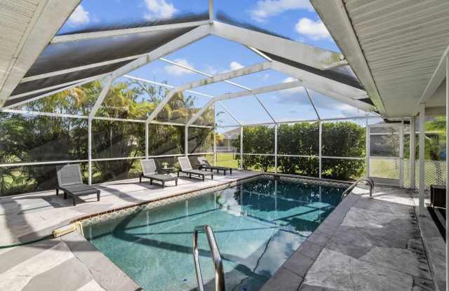 1535 Ultramarine Lane photos photos 1535 Ultramarine Lane photos photos