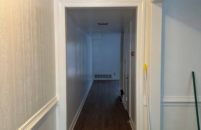 2 Bedroom/ 2 1/2 Bath Condo In Georgetown Gallery 3