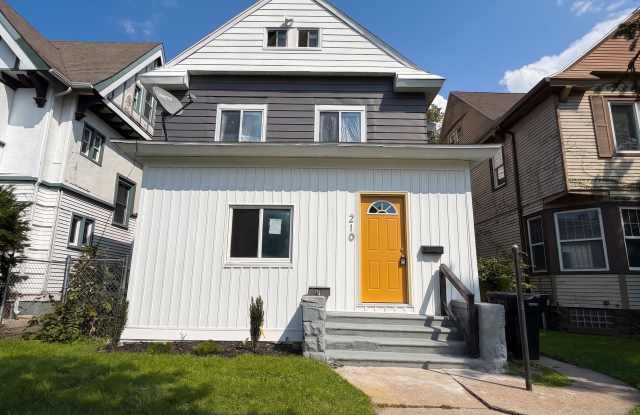 210 South Taylor Street photos photos