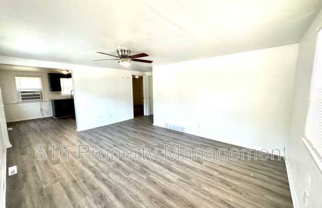 639 S Crysler Ave photos photos