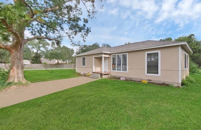 14618 6th St - 14618 West 6th Street, Santa Fe, TX 77517