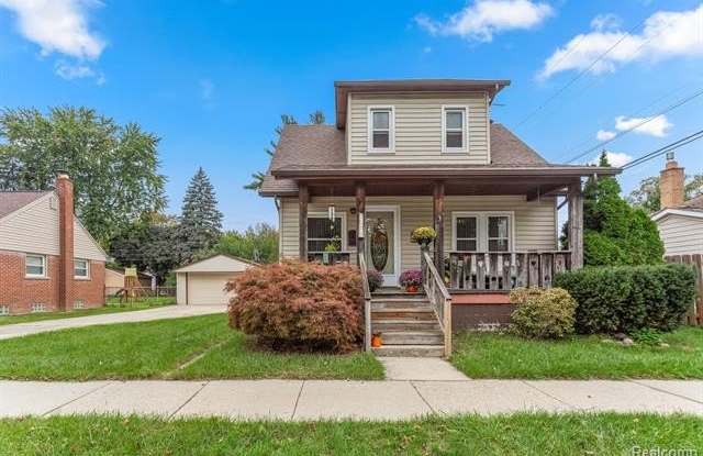 2526 PARDEE Avenue Gallery 3