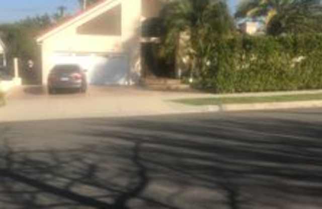 17947 Valley Vista Blvd Gallery 3