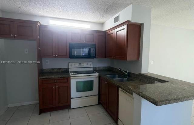 11472 NW 42nd St photos photos