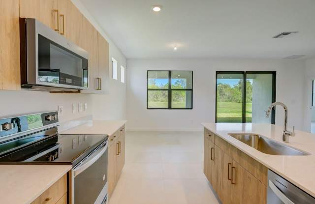 5946 SE Skyblue Circle photos photos