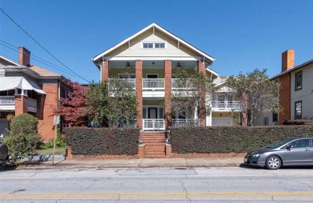 362 Irwin Street NE Gallery 2