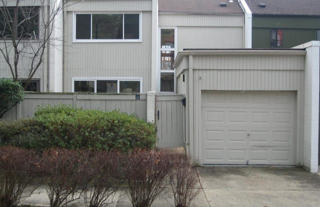 1662 WATERS EDGE LN - 1662 Waters Edge Lane, Reston, VA 20190