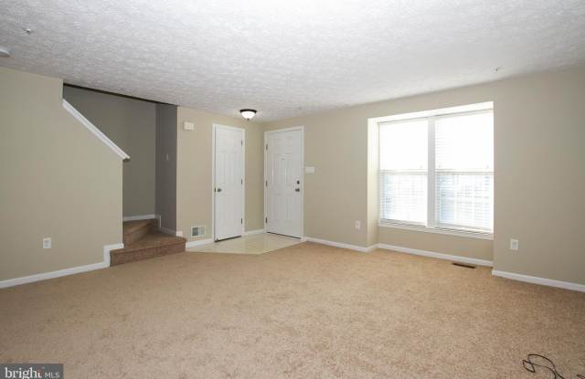 2269 LEA COURT Gallery 2
