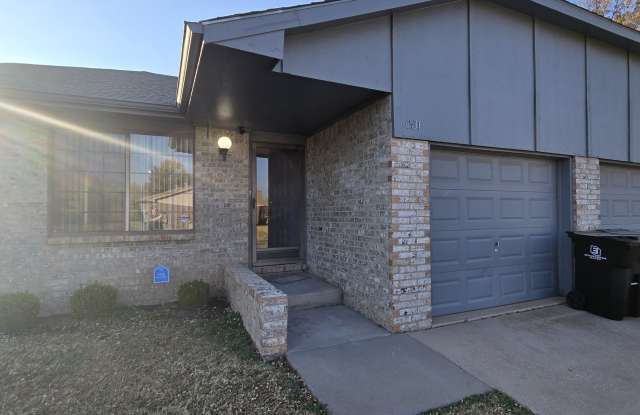 6931 West Oneil Court - 6931 - 6931 West Oneil Court, Wichita, KS 67212