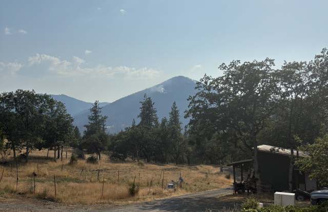 941 Upper Applegate Rd Gallery 2