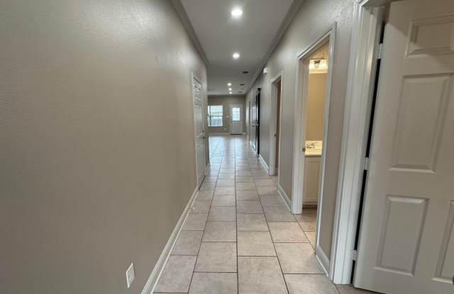 3921 Mobley Cir Gallery 4