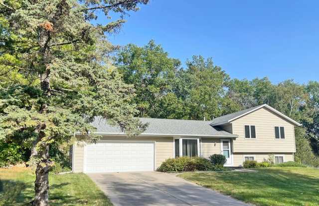 4-Level Home with Fireplace  Big Yard is Pet Friendly! - 12940 Exley Avenue, Apple Valley, MN 55124