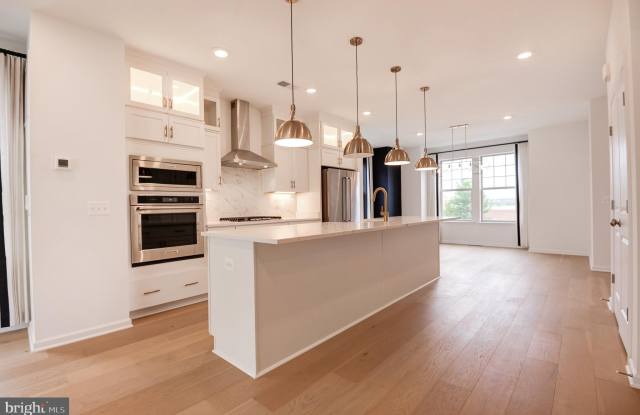 841 SAWBACK SQUARE NE - 841 Sawback Square Northeast, Leesburg, VA 20176