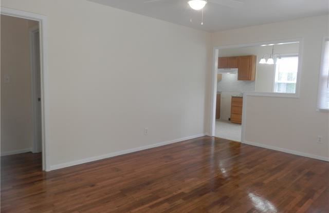 3001 Edsel Place Gallery 4