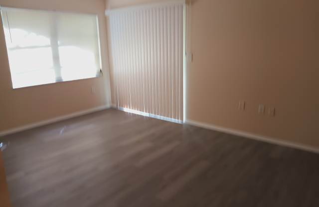 7278 Pond Cir photos photos