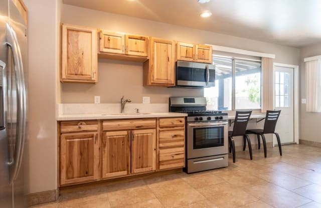 3215 E CORRINE Drive - 3215 East Corrine Drive, Phoenix, AZ 85032
