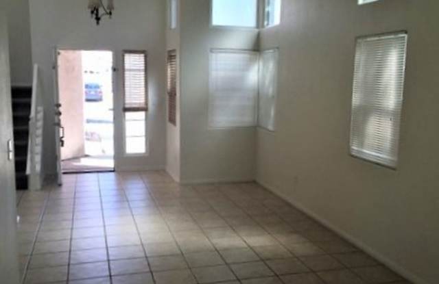 3212 San Helena Dr. Gallery 3