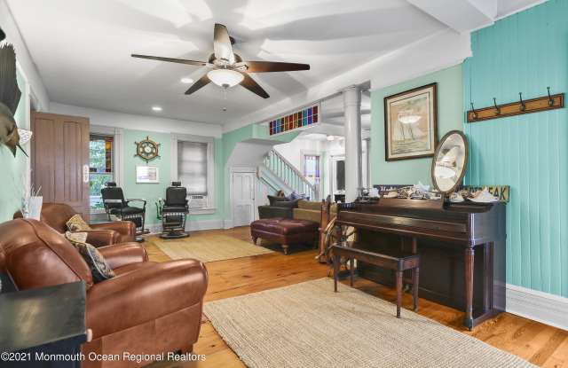 117 Cliff Avenue Gallery 2