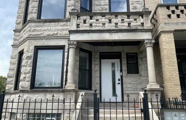 1652 S Ridgeway Avenue photos photos
