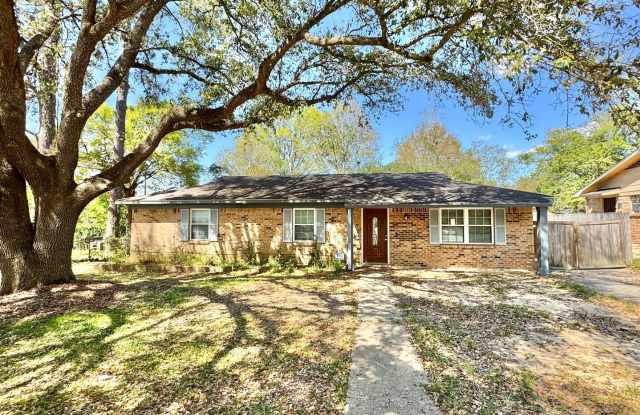 3/2 in Wildwood Heights Subdivision photos photos