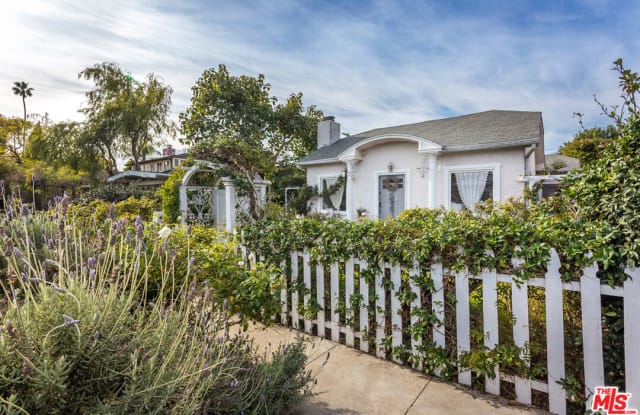925 Venezia Ave - 925 Venezia Avenue, Los Angeles, CA 90291