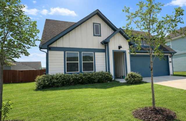 2310 Hydrangea Drive Gallery 2