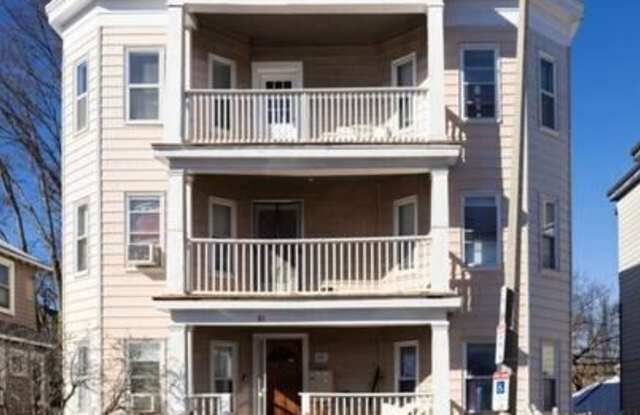 81 Mora St. photos photos