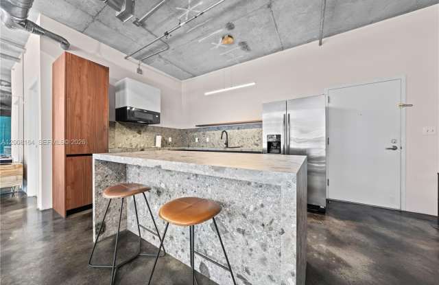 444 Northeast 30th Street Gallery 4