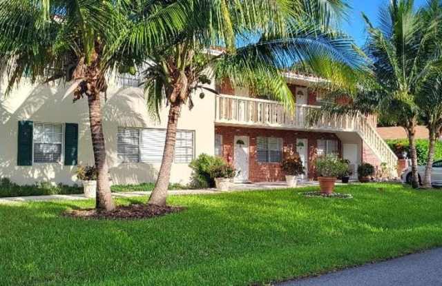 5240 NE 14th Way photos photos