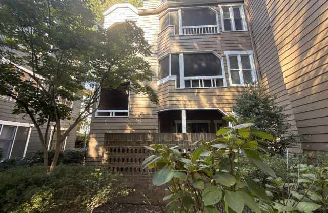 T.R. Lawing Realty Property Gallery 1