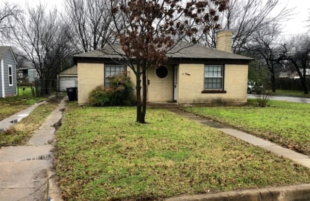 3300 Livingston Ave - 3300 Livingston Avenue, Fort Worth, TX 76110