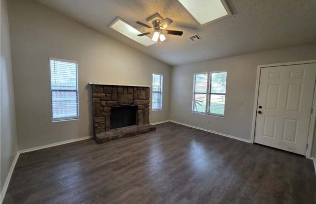 1008 Turtle Creek Drive Gallery 2
