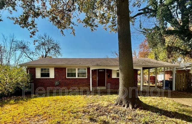 1860 Swallow Ln - 1860 Swallow Lane, Florissant, MO 63031 1860 Swallow Ln - 1860 Swallow Lane, Florissant, MO 63031