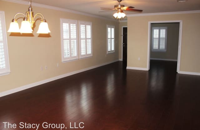 108 Kickapoo Creek Lane Gallery 3