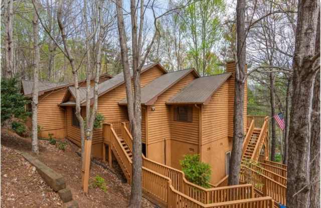 115 Bent Creek Boulevard - 18 photos photos