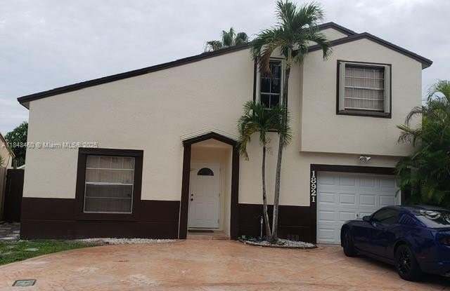 18921 NW 63rd Ct Cir photos photos