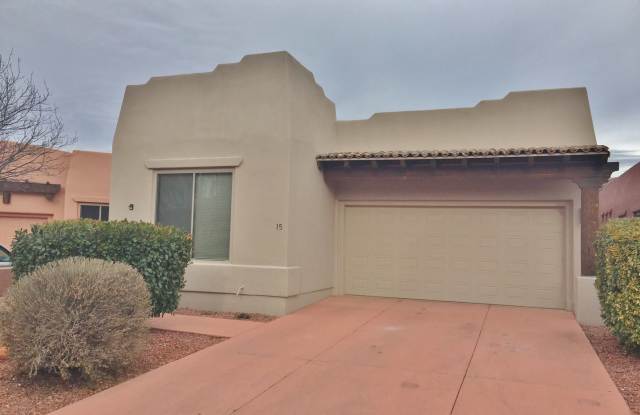 HOUSE - VILLAGE OF OAK CREEK - FIRECLIFF photos photos