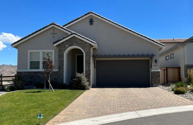 Short Term Rental Located in a Gated Community of Somerset Gallery 1