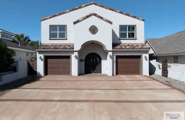 618 NORTH SHORE DR photos photos