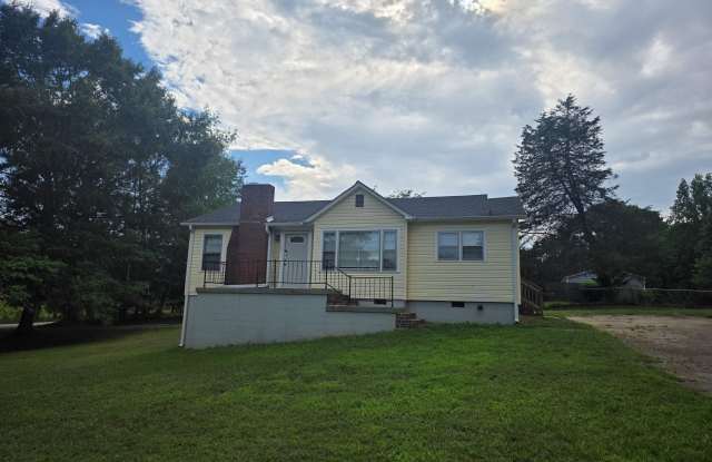 170 Carol Drive Gallery 1
