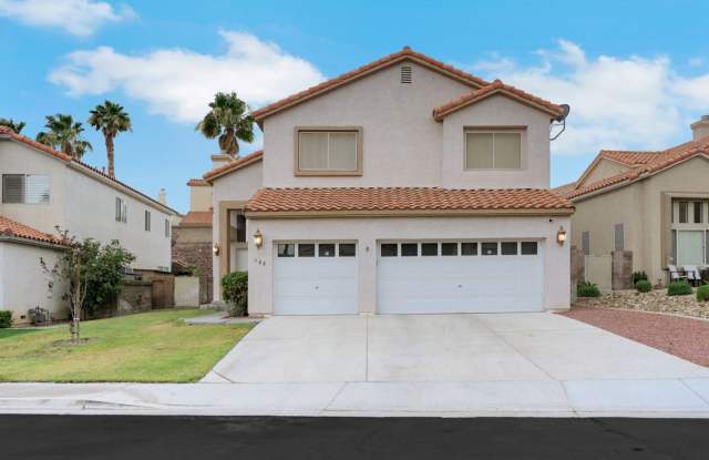 HUGE home with pool and spa in GREEN VALLEY! photos photos