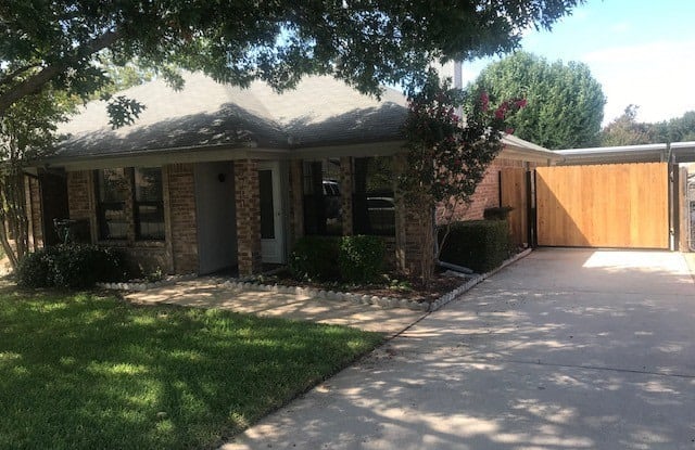 2711 Newkirk Court - 2711 Newkirk Court, Euless, TX 76039